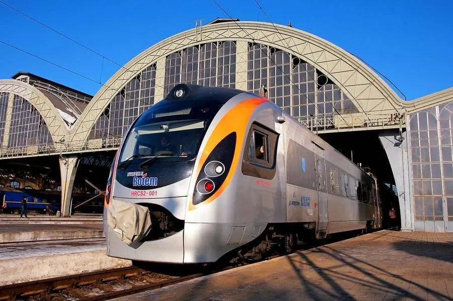 «Укрзалізниця» запускає продаж квитків онлайн до Австрії та Угорщини