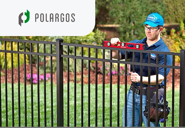 Работники на предприятие металлических заборов POLARGOS