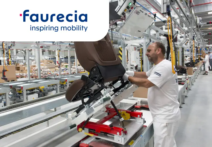 Работник производства Faurecia Wałbrzych