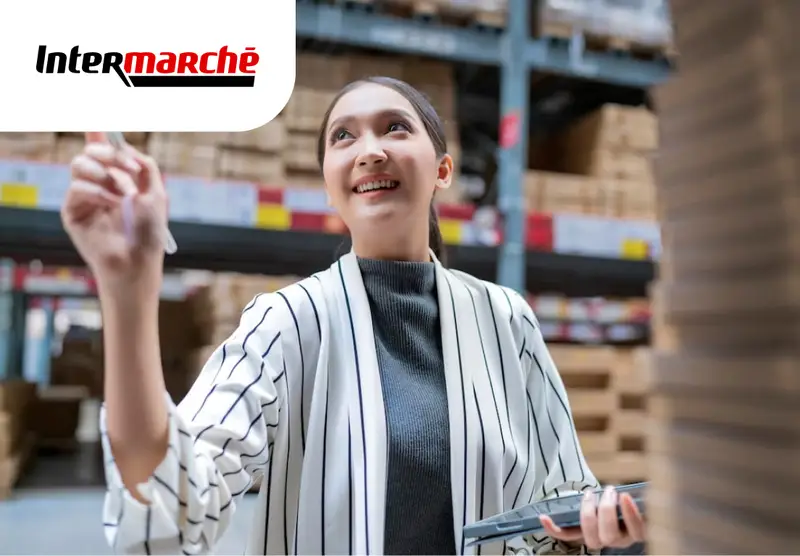 Работник продовольственного склада магазина Intermache