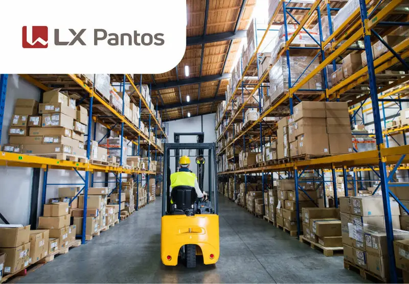 Работник на склад электроники LX Pantos Logistics