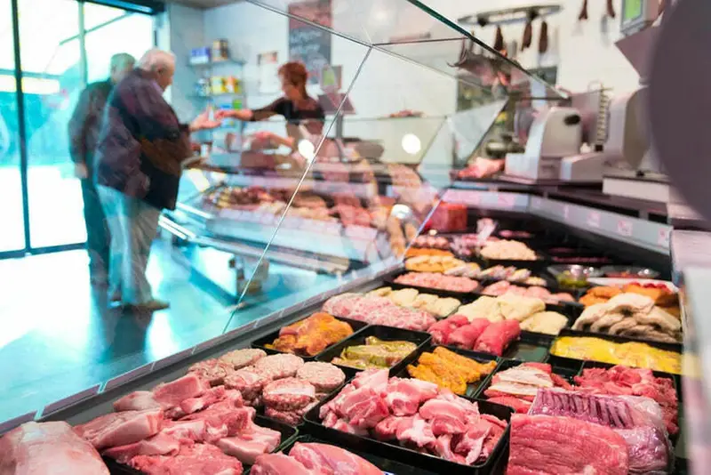 Продавец в мясной отдел — фото 1