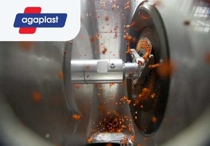 Работник на завод по переработке пластмассы AGAPLAST