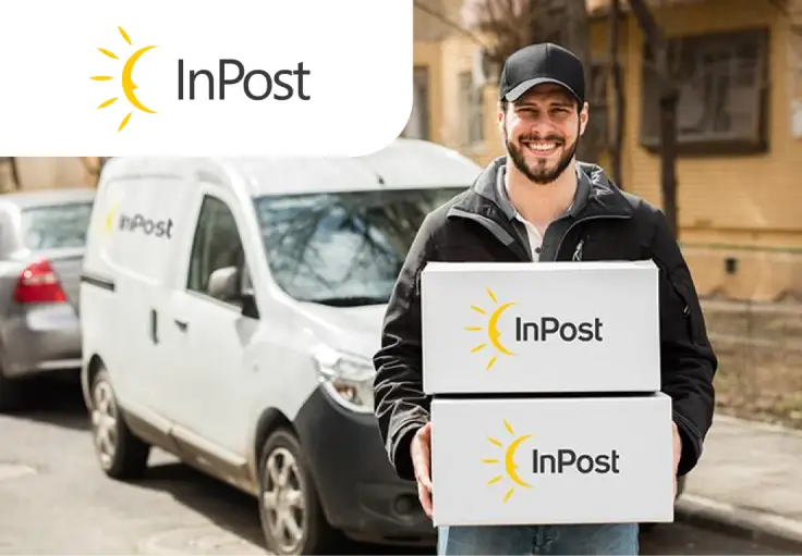 Работник логистического центра курьерской службы InPost