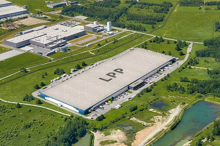 Склад брендовой одежды и декоративных товаров для дома LPP — фото 4